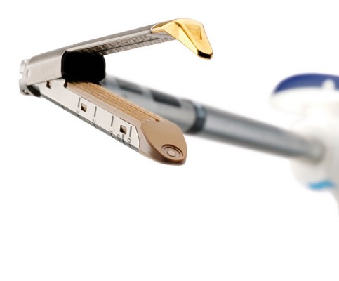 Endo GIA™ Curved Tip Reload with Tri-Staple™ Technology 